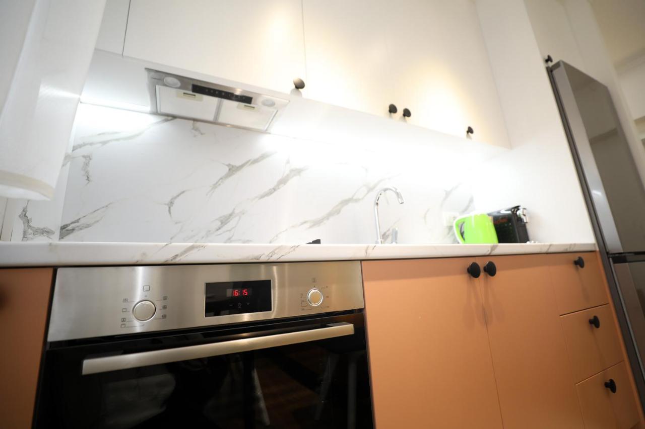 Tirana Center Apartment - Your Cosy Corner Exterior foto