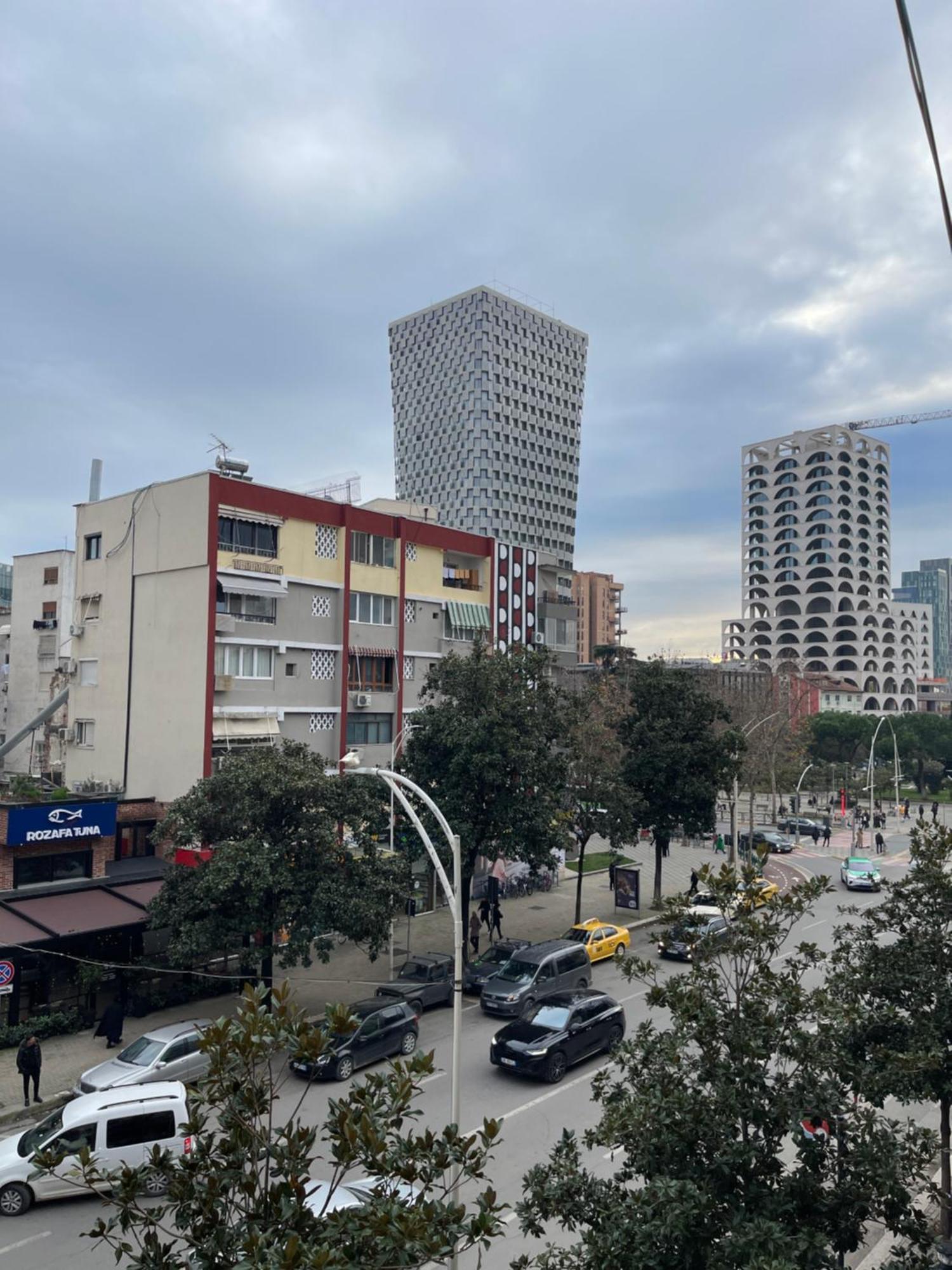 Tirana Center Apartment - Your Cosy Corner Exterior foto